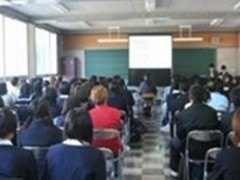 岡山県高梁日新高等学校 上课风景