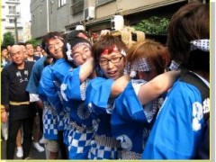 鸟 越 神 社 庙 会