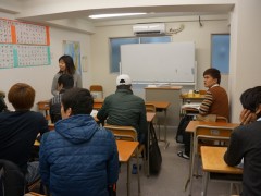 进和外语学院学生上课中