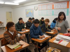 进和外语学院学生上课中