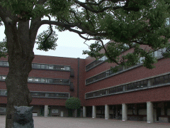 西武学园文理高等学校教学楼