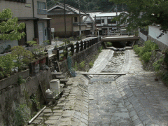 冈山县高梁日新高等学校一景