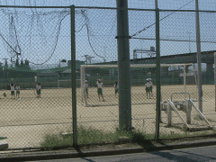 清风南海高等学校足球场