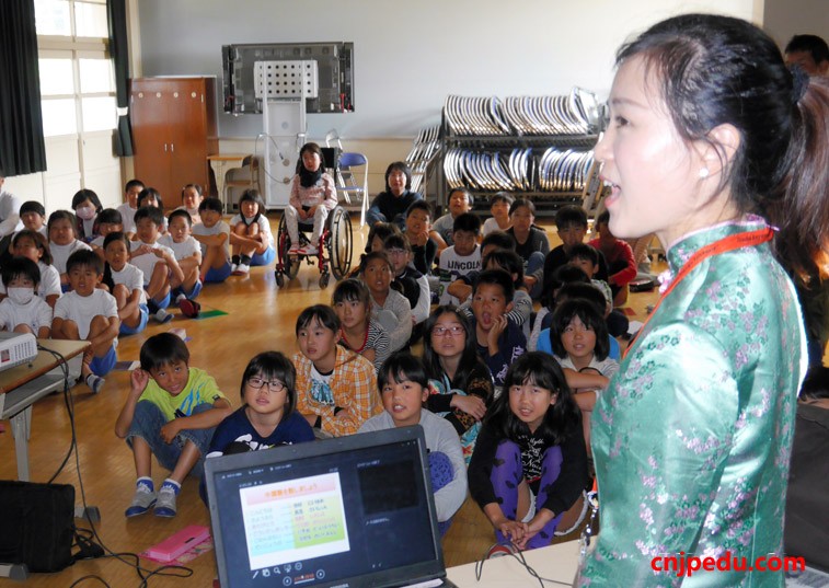 京都小学生国际理解教室开课 对中国兴趣高