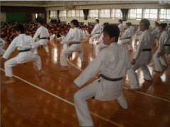 冲绳尚学高中学校交流会