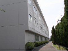 云雀丘学园高等学校校园设设施之教学楼